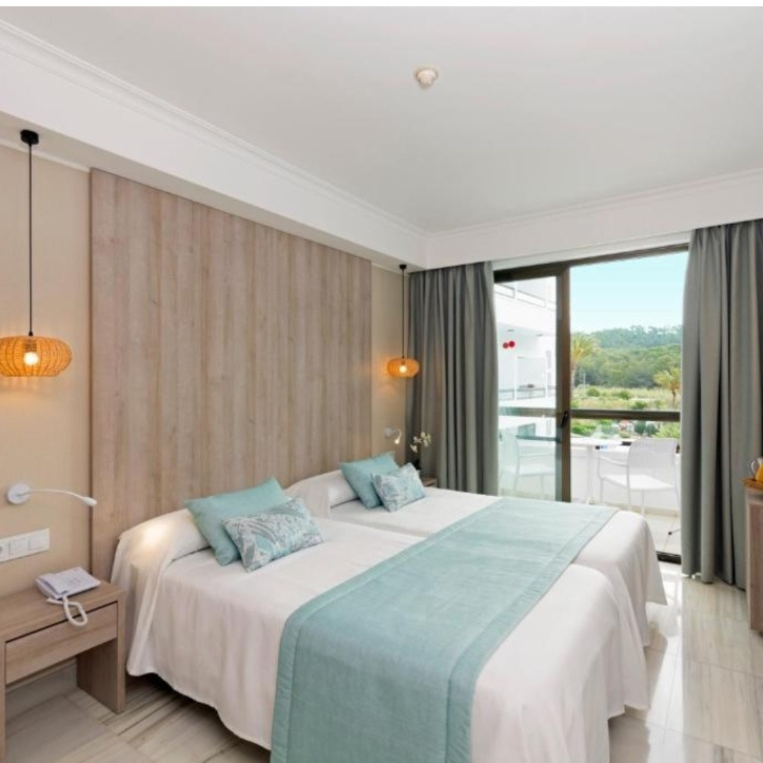 Chambre double h&ocirc;tel s&eacute;jour femmes Majorque