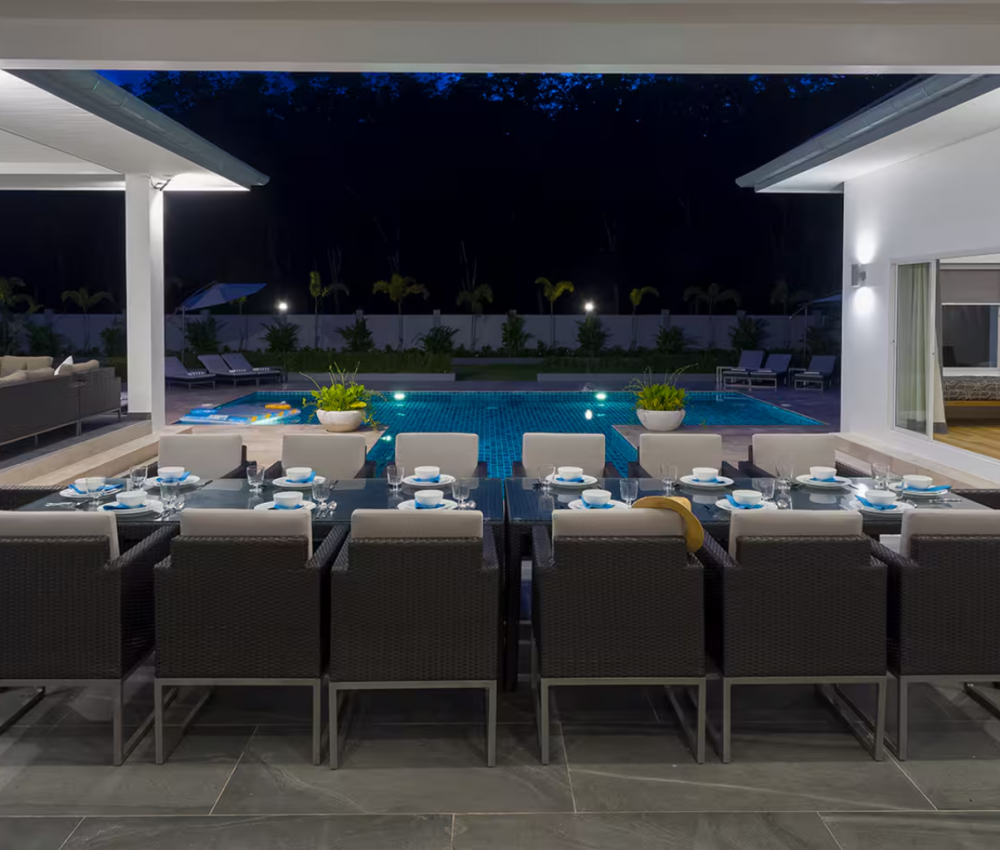 piscine villa entre filles